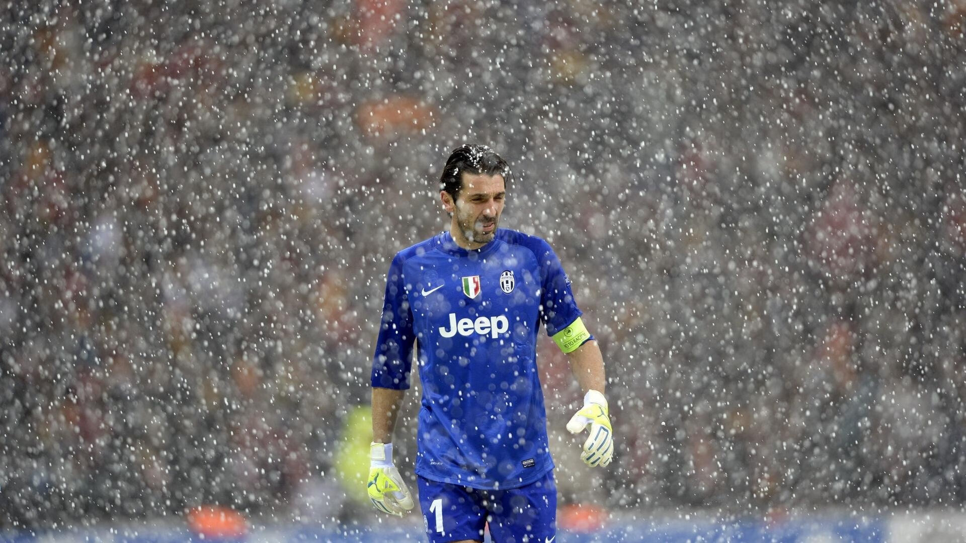 德甲争冠战之夜，卡马文加发挥堪称完美